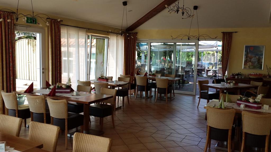 Hotel Restaurant Am Pfauenhof Quakenbrück Exteriér fotografie
